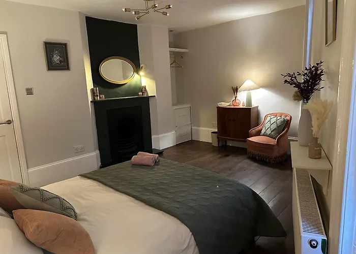 Central Margate House With Sauna & Private Garden